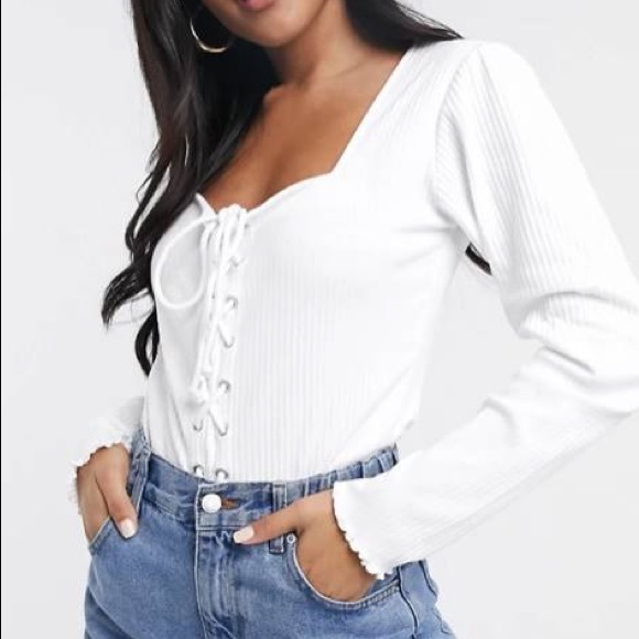 Missguided Tops - Misguided Milkmaid Lace Up Bodysuit w/Puff Sleeves